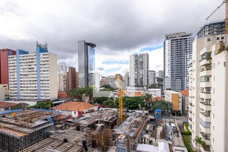 Sala - Varanda Vista de apartamento à venda com 2 quartos, 68m² em Pinheiros, São Paulo