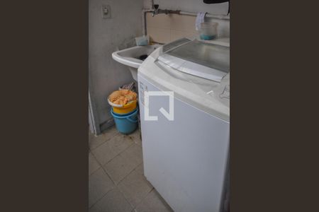 Apartamento à venda com 75m², 3 quartos e 1 vagaÁrea de Serviço