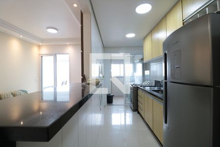 Apartamento à venda com 65m², 2 quartos e 2 vagasCozinha 