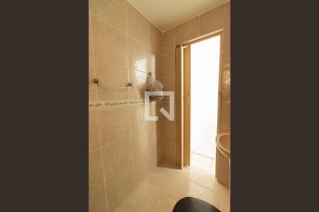 Casa para alugar com 100m², 2 quartos e 1 vagaBanheiro Corredor