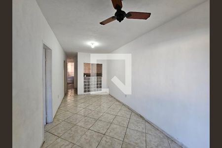 Sala de casa para alugar com 2 quartos, 100m² em Nova Cidade, Nilópolis