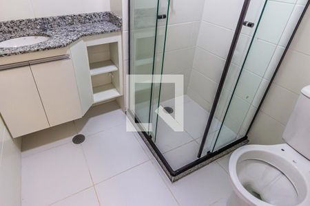 Banheiro de apartamento para alugar com 1 quarto, 25m² em Vila Buarque, São Paulo