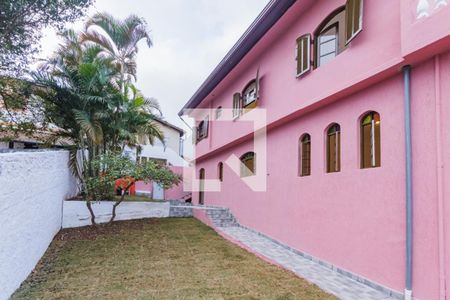 Casa para alugar com 180m², 4 quartos e 1 vaga Casa para alugar com 180m², 4 quartos e 1 vagaQuintal