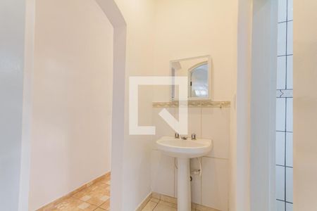 Casa para alugar com 180m², 4 quartos e 1 vaga Casa para alugar com 180m², 4 quartos e 1 vagaBanheiro