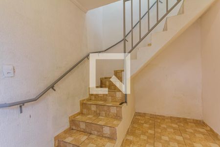 Casa para alugar com 180m², 4 quartos e 1 vaga Casa para alugar com 180m², 4 quartos e 1 vagaHall
