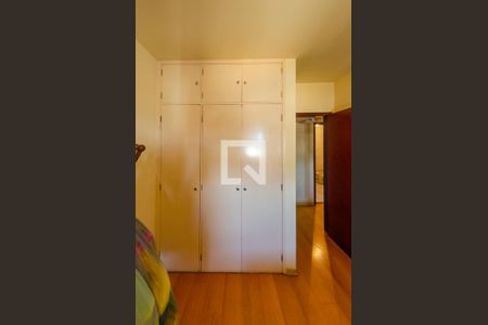 Apartamento à venda com 140m², 4 quartos e 1 vagaQuarto 1