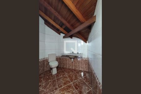 Casa à venda com 420m², 4 quartos e 2 vagas Casa à venda com 420m², 4 quartos e 2 vagasBanheiro