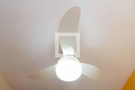 Apartamento à venda com 65m², 2 quartos e 1 vagaDetalhe Ventilador Quarto 1