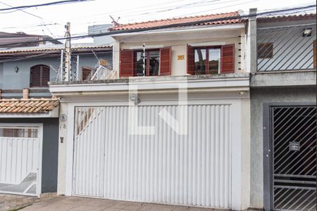 Casa à venda com 200m², 3 quartos e 2 vagasFachada