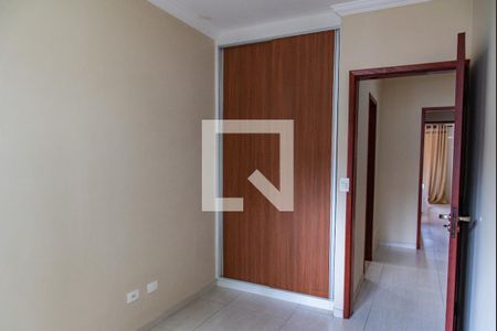 Casa à venda com 200m², 3 quartos e 2 vagasQuarto 2