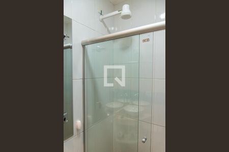 Casa à venda com 200m², 3 quartos e 2 vagasBanheiro