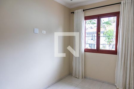 Casa à venda com 200m², 3 quartos e 2 vagasQuarto 2