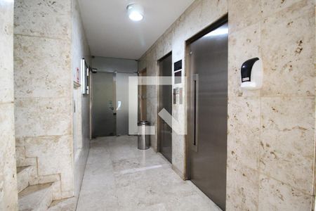 Apartamento para alugar com 79m², 2 quartos e sem vagaHall
