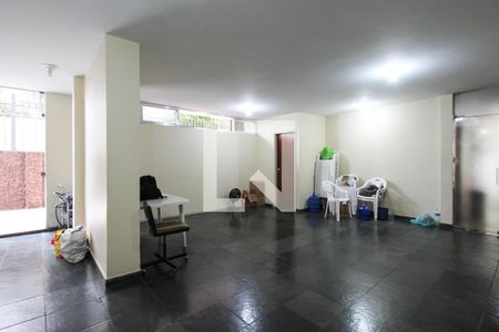 Apartamento para alugar com 79m², 2 quartos e sem vagaÁrea comum - Salão de festas