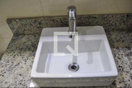 Apartamento para alugar com 55m², 2 quartos e 1 vagaBanheiro 