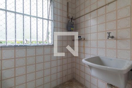 Apartamento à venda com 60m², 2 quartos e 1 vagaÁrea de serviço