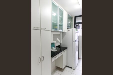 Apartamento para alugar com 73m², 3 quartos e 2 vagas Apartamento para alugar com 73m², 3 quartos e 2 vagasCozinha