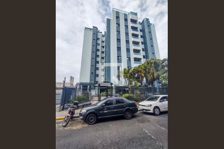 Apartamento para alugar com 73m², 3 quartos e 2 vagas Apartamento para alugar com 73m², 3 quartos e 2 vagasFachada