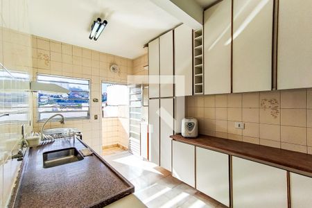 Casa para alugar com 130m², 3 quartos e 3 vagas Casa para alugar com 130m², 3 quartos e 3 vagasCozinha