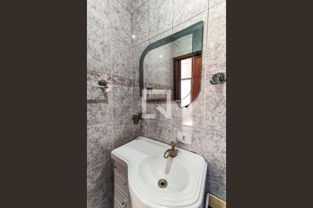 Casa para alugar com 130m², 3 quartos e 3 vagas Casa para alugar com 130m², 3 quartos e 3 vagasBanheiro da Suíte