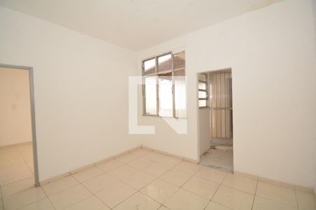 Sala de casa para alugar com 1 quarto, 35m² em Irajá, Rio de Janeiro