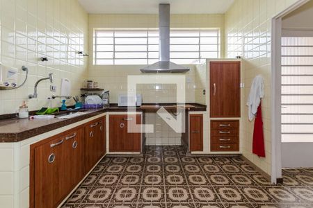 Casa para alugar com 450m², 6 quartos e 6 vagasCozinha