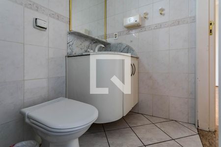 Casa para alugar com 450m², 6 quartos e 6 vagasBanheiro - Quarto 1 - Suíte