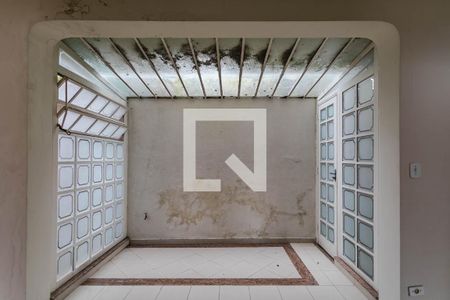 Casa para alugar com 450m², 6 quartos e 6 vagasHall da Escada