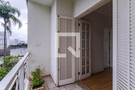 Casa para alugar com 450m², 6 quartos e 6 vagasSacada - Corredor