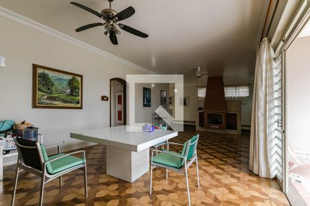 Sala de casa para alugar com 6 quartos, 450m² em Vila Oliveira, Mogi das Cruzes