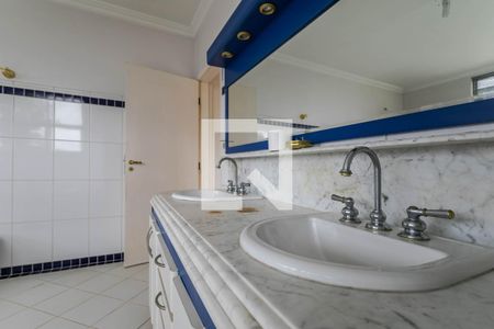 Casa para alugar com 450m², 6 quartos e 6 vagasBanheiro