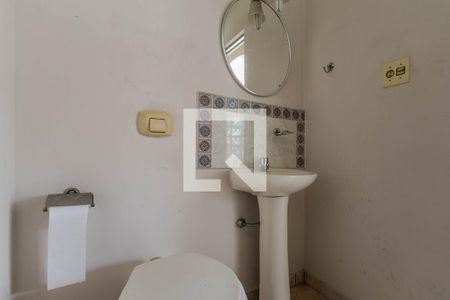 Casa para alugar com 450m², 6 quartos e 6 vagasBanheiro Externo