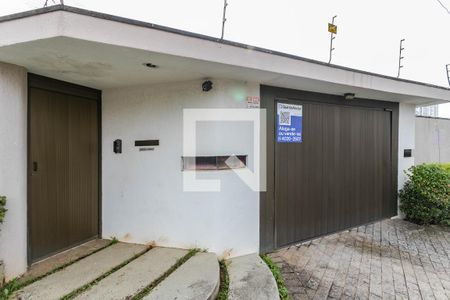 Casa para alugar com 450m², 6 quartos e 6 vagasFachada