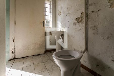 Casa para alugar com 450m², 6 quartos e 6 vagasBanheiro - Edícula