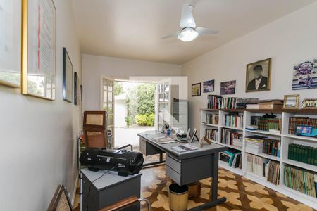 Casa para alugar com 450m², 6 quartos e 6 vagasEscritório