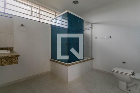 Casa para alugar com 450m², 6 quartos e 6 vagasBanheiro - Quarto 3 - Suíte