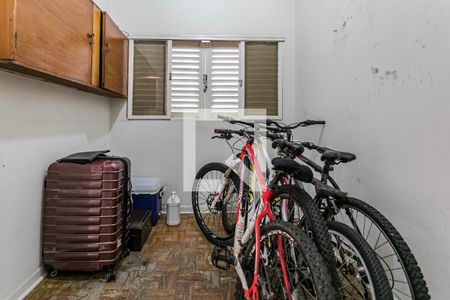 Casa para alugar com 450m², 6 quartos e 6 vagasQuarto de Serviço - Suíte