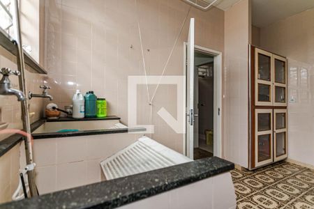 Casa para alugar com 450m², 6 quartos e 6 vagasÁrea de Serviço