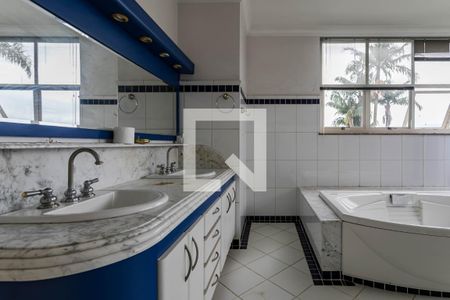 Casa para alugar com 450m², 6 quartos e 6 vagasBanheiro