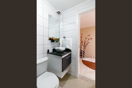 Apartamento à venda com 82m², 2 quartos e 1 vaga Apartamento à venda com 82m², 2 quartos e 1 vagaBanheiro 2