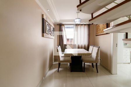 Apartamento à venda com 82m², 2 quartos e 1 vaga Apartamento à venda com 82m², 2 quartos e 1 vagaSala de Jantar