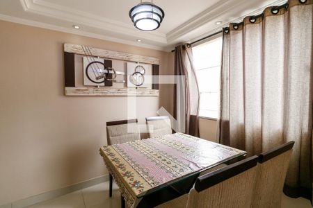 Apartamento à venda com 82m², 2 quartos e 1 vaga Apartamento à venda com 82m², 2 quartos e 1 vagaSala de Jantar