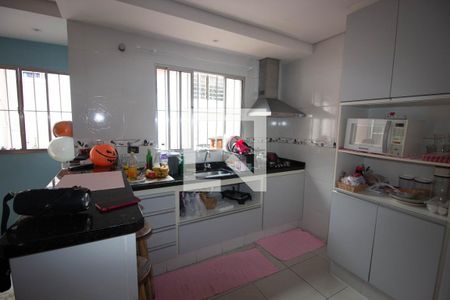 Casa à venda com 300m², 3 quartos e 2 vagasCozinha