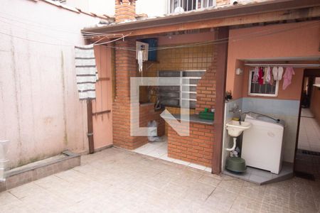 Casa à venda com 300m², 3 quartos e 2 vagasQuintal