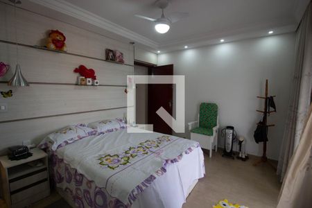 Suite 1 de casa à venda com 3 quartos, 300m² em Vila Regina ( Zona Leste), São Paulo
