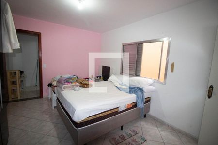 Casa à venda com 300m², 3 quartos e 2 vagasQuarto Casa 2