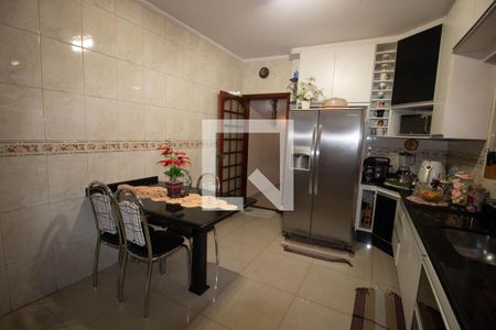 Casa à venda com 300m², 3 quartos e 2 vagasCozinha