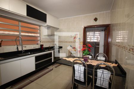 Casa à venda com 300m², 3 quartos e 2 vagasCozinha