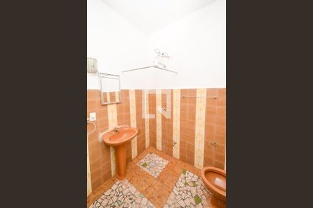 Casa à venda com 185m², 3 quartos e 3 vagasBanheiro