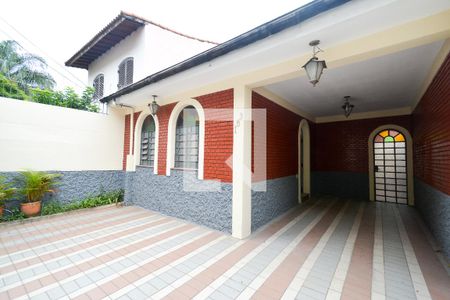 Casa à venda com 185m², 3 quartos e 3 vagasGaragem